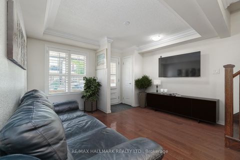 Photo 2 at 9 - 30 Mendelssohn Street, Birchmount, Toronto