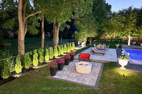 Photo 8 at 10 Yongeview Avenue, South Richvale, Richmond Hill