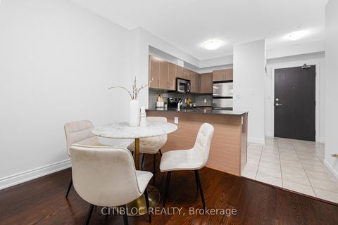 Photo 10 at 205 - 281 Woodbridge Avenue, West Woodbridge, Vaughan