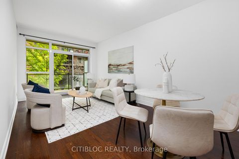 Photo 11 at 205 - 281 Woodbridge Avenue, West Woodbridge, Vaughan