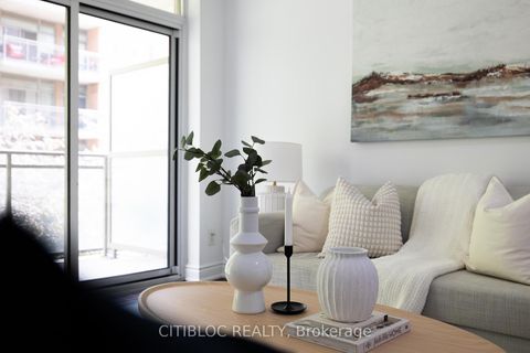 Photo 20 at 205 - 281 Woodbridge Avenue, West Woodbridge, Vaughan