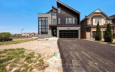 Photo 1 at 119 Pointon Street, Bayview Northeast, Aurora