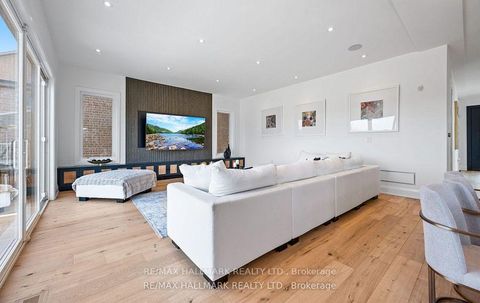 Photo 10 at 119 Pointon Street, Bayview Northeast, Aurora