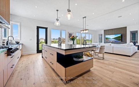 Photo 17 at 119 Pointon Street, Bayview Northeast, Aurora