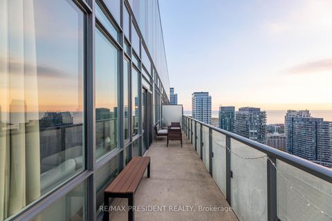 Photo 33 at PH 02 - 170 Fort York Boulevard NW, Waterfront Communities C1, Toronto