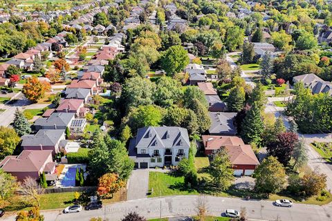 Photo 3 at 19 Blyth Street, Oak Ridges, Richmond Hill