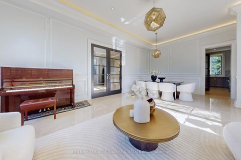 Photo 4 at 19 Blyth Street, Oak Ridges, Richmond Hill