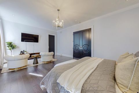 Photo 19 at 19 Blyth Street, Oak Ridges, Richmond Hill