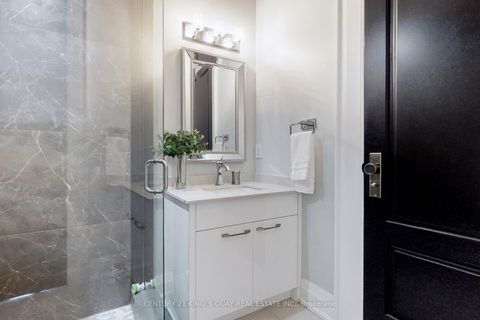 Photo 33 at 19 Blyth Street, Oak Ridges, Richmond Hill