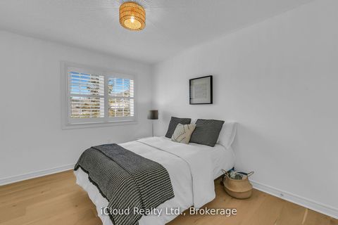 Photo 39 at 18 - 2295 Rochester Circle, BC Bronte Creek, Oakville