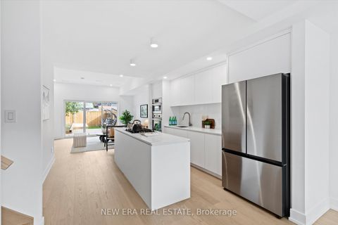 Photo 4 at 113 Bellwoods Avenue, Bellwoods, Toronto