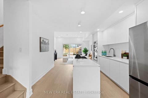 Photo 5 at 113 Bellwoods Avenue, Bellwoods, Toronto