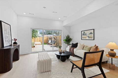 Photo 7 at 113 Bellwoods Avenue, Bellwoods, Toronto