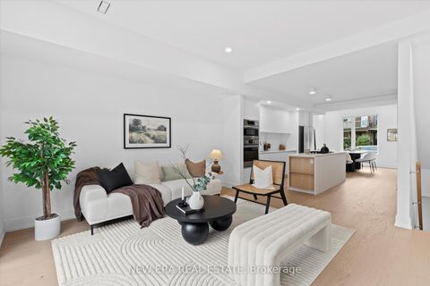 Photo 8 at 113 Bellwoods Avenue, Bellwoods, Toronto