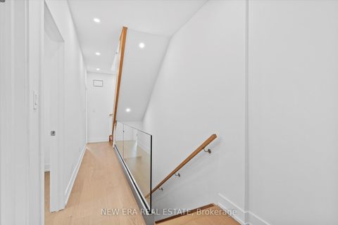 Photo 12 at 113 Bellwoods Avenue, Bellwoods, Toronto