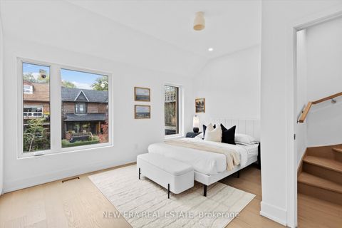 Photo 14 at 113 Bellwoods Avenue, Bellwoods, Toronto