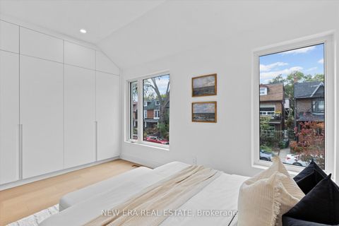 Photo 15 at 113 Bellwoods Avenue, Bellwoods, Toronto