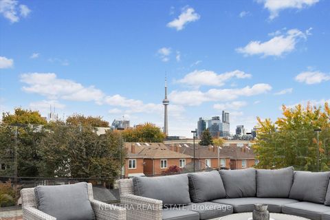 Photo 32 at 113 Bellwoods Avenue, Bellwoods, Toronto