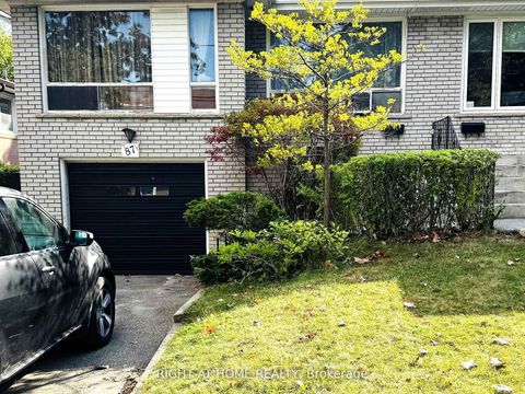 Photo 4 at 87 FENELON Drive, Donalda, Toronto