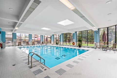 Photo 8 at Ph3 - 33 Weldrick Road E, Harding, Richmond Hill