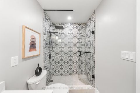 Photo 20 at Ph3 - 33 Weldrick Road E, Harding, Richmond Hill