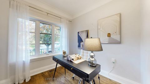 Photo 16 at 1 Dustan Crescent, East York, Toronto