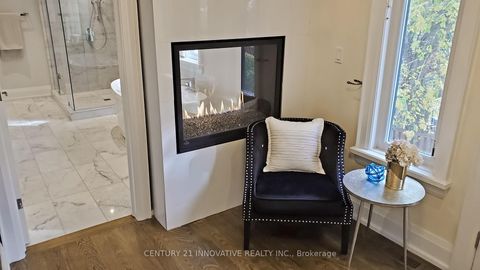 Photo 20 at 1 Dustan Crescent, East York, Toronto