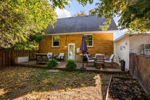 Photo 28 at 48 Shropshire Drive, Dorset Park, Toronto