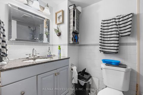 Photo 7 at 1414 - 60 Pavane Linkway, Flemingdon Park, Toronto