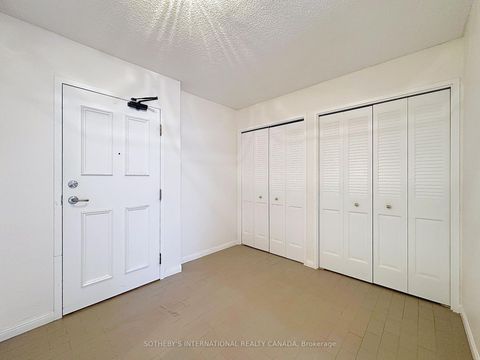 Photo 6 at 204 - 245 The Donway W, Don Mills, Toronto