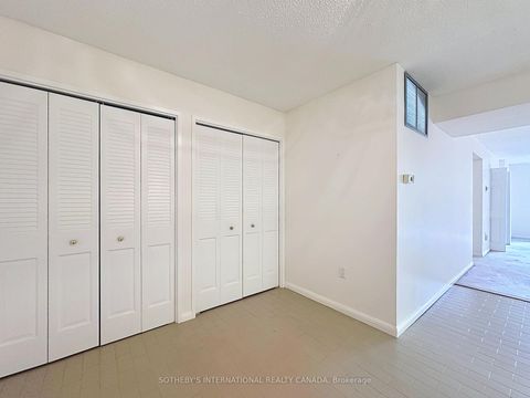 Photo 7 at 204 - 245 The Donway W, Don Mills, Toronto