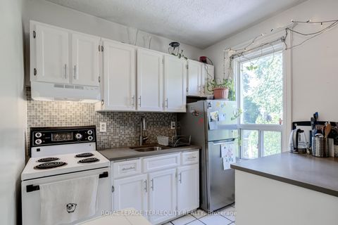 Photo 21 at 30 1/2 Macaulay Avenue, Junction, Toronto