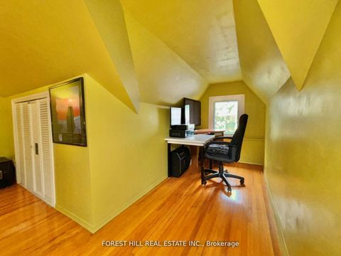 Photo 20 at 1046 Dovercourt Road, Junction, Toronto