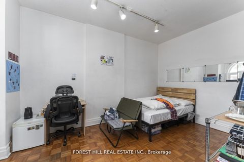 Photo 21 at 1046 Dovercourt Road, Junction, Toronto