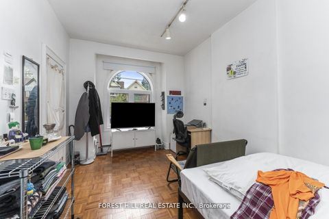 Photo 22 at 1046 Dovercourt Road, Junction, Toronto