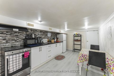 Photo 27 at 1046 Dovercourt Road, Junction, Toronto