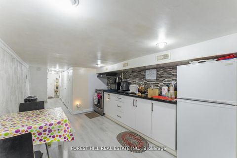 Photo 28 at 1046 Dovercourt Road, Junction, Toronto