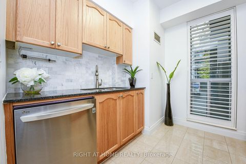 Photo 11 at 109 - 2119 Lake Shore Boulevard W, Mimico, Toronto