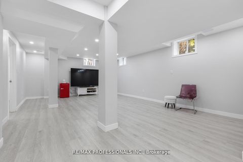 Photo 31 at 1241 Brillinger Street, WT West Oak Trails, Oakville