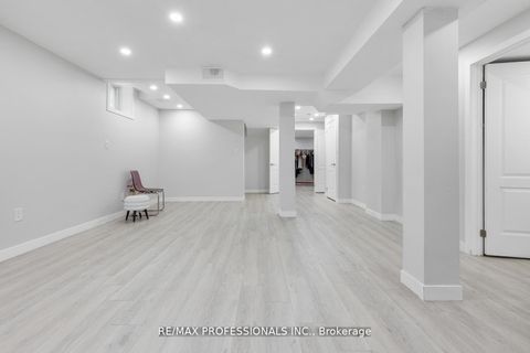 Photo 33 at 1241 Brillinger Street, WT West Oak Trails, Oakville