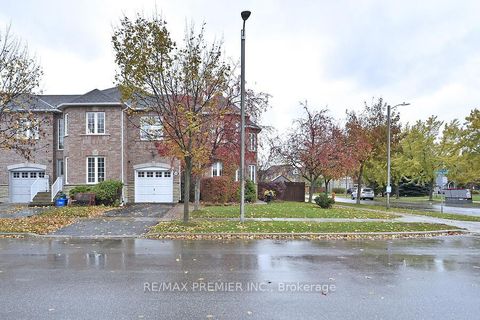 Photo 44 at 48 Pottery Place, East Woodbridge, Vaughan