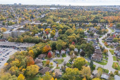 Photo 8 at 141 Roebuck Drive, Kennedy Park, Toronto