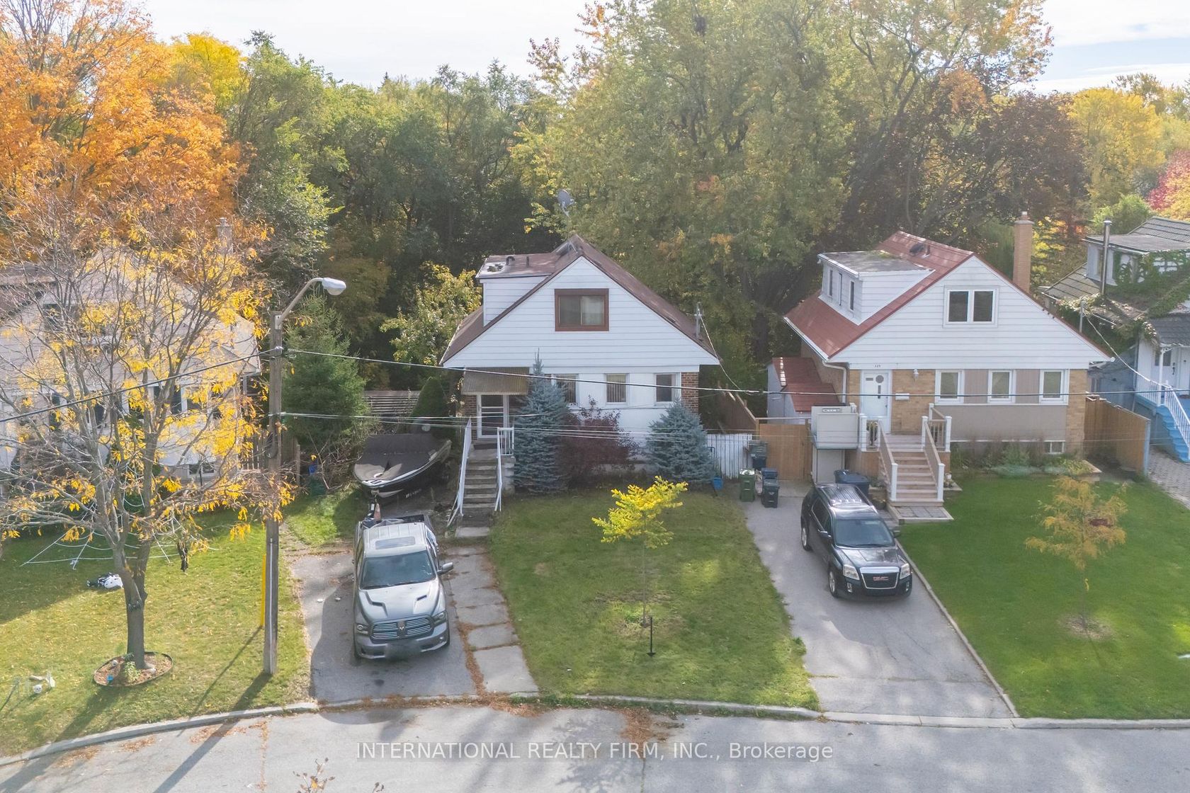 141 Roebuck Drive, Kennedy Park, Toronto 