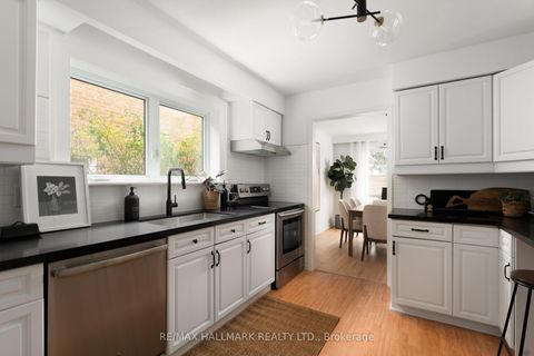 Photo 13 at 48 Doubletree Road, Pleasant View, Toronto