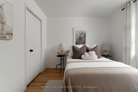 Photo 23 at 48 Doubletree Road, Pleasant View, Toronto