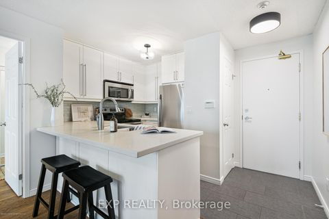 Photo 1 at 527 - 109 Front Street E, Waterfront Communities C8, Toronto