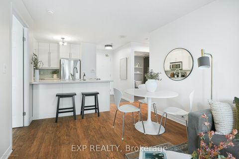 Photo 7 at 527 - 109 Front Street E, Waterfront Communities C8, Toronto