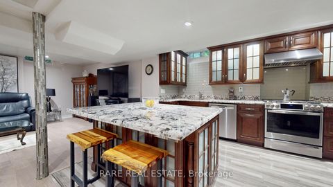 Photo 33 at 68 Kirkbride Crescent, Maple, Vaughan