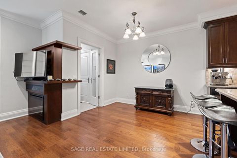 Photo 5 at TH#31 - 25 Greenview Avenue, Newtonbrook West, Toronto