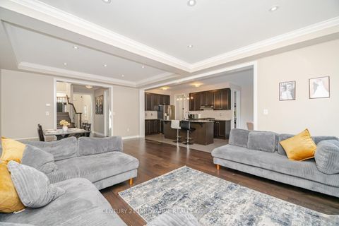 Photo 11 at 3213 Preserve Drive, GO Glenorchy, Oakville